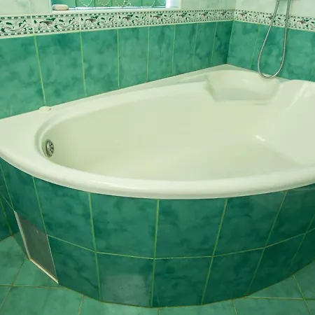 Гостевой дом Cottage Majdan *